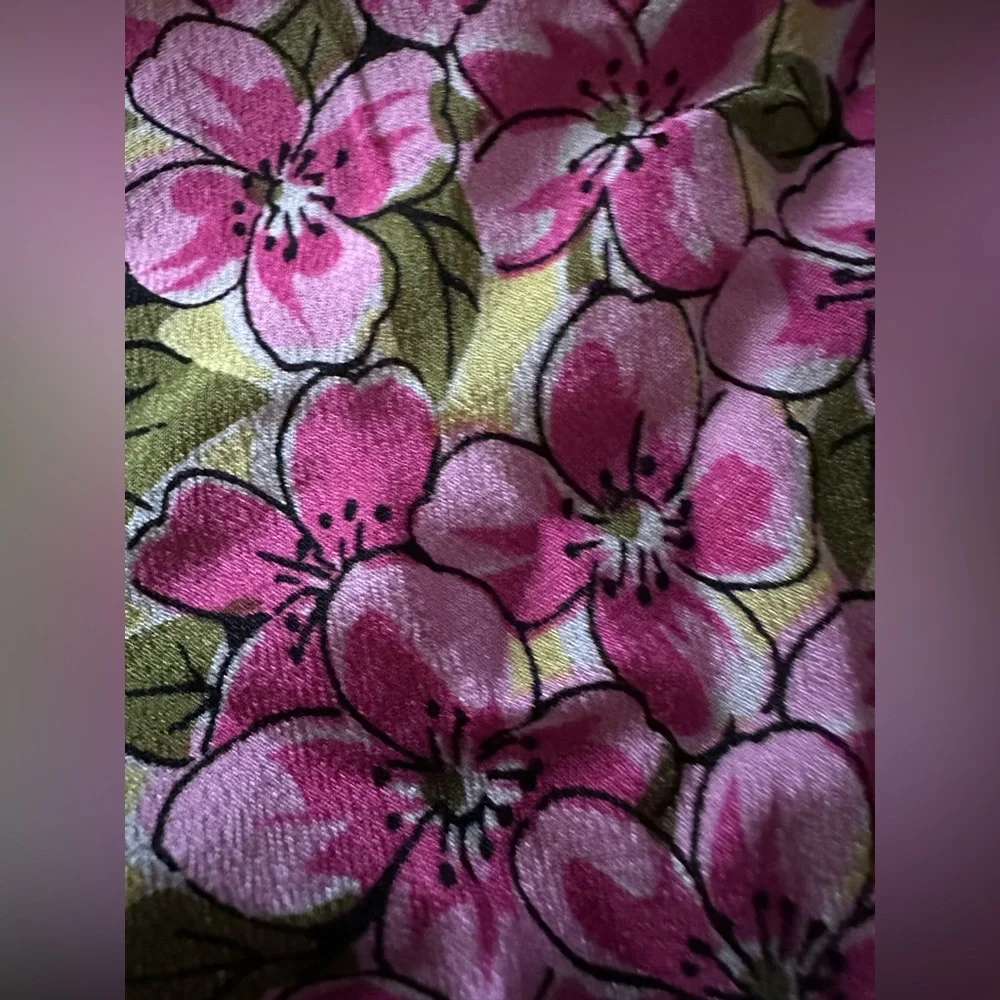 Floral Home Handkerchierf Table Cloth 14 1/2 x 15